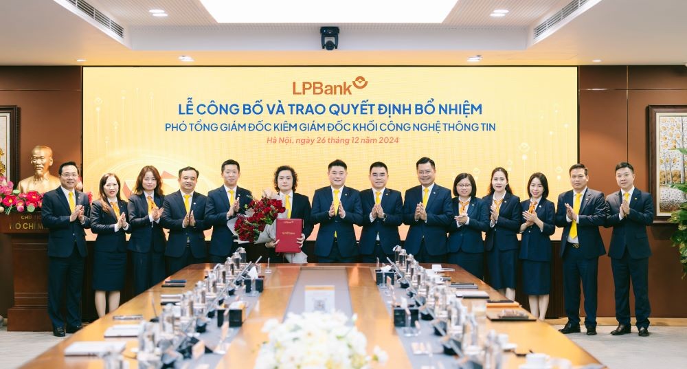 tctd-lpbank-choi-lon-khi-bo-nhiem-chuyen-gia-cong-nghe-luu-danh-duc-lam-pho-tong-giam-doc1-1735252573.jpg