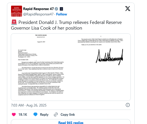 tctd-trump-bat-nat-online-sa-thai-thong-doc-fed-ngay-tren-mang-xa-hoi1-1756193069.png