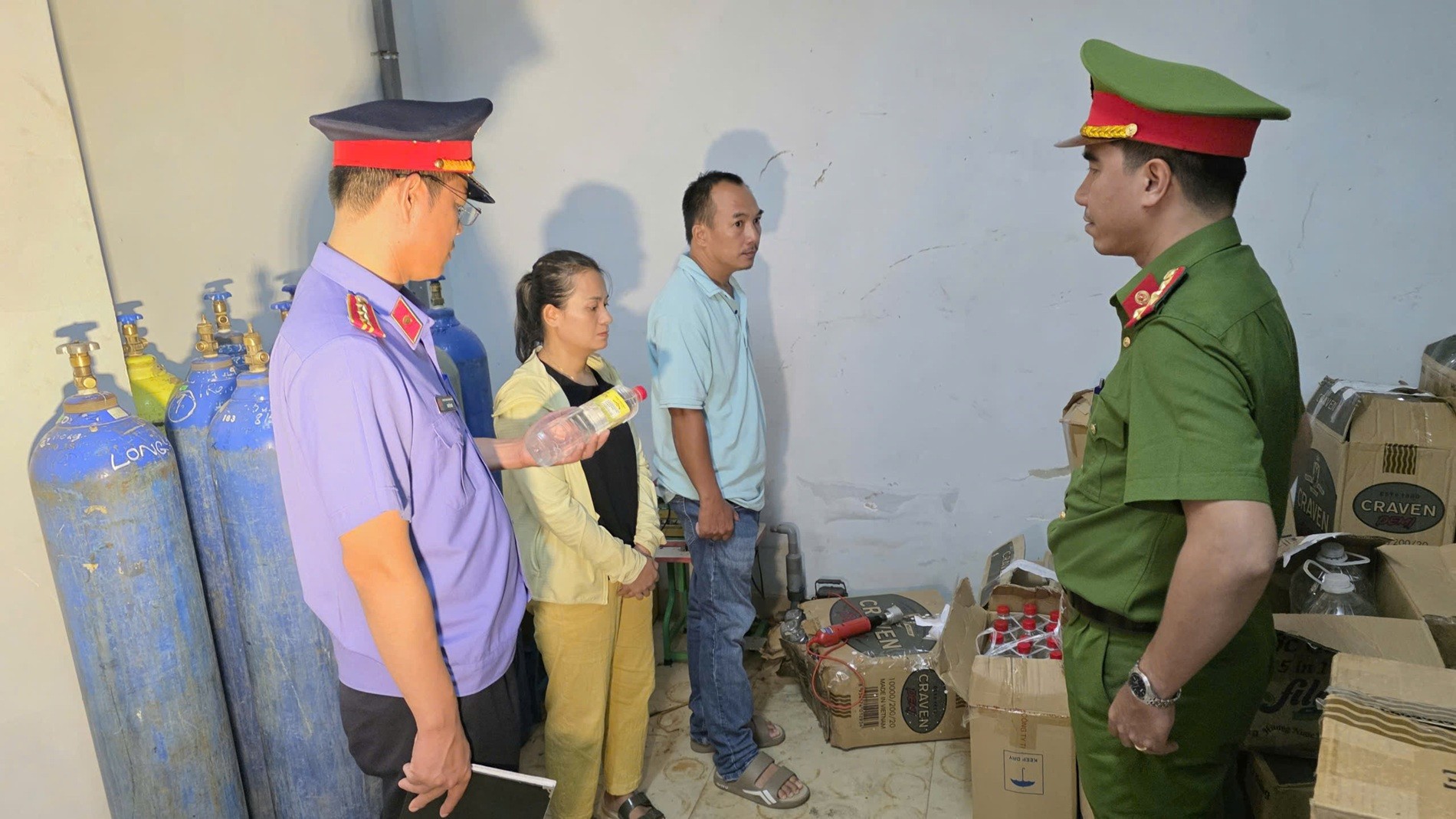 tctd-giat-minh-o-da-nang-pha-axit-cong-nghiep-thanh-giam-an1-1757918278.jpg