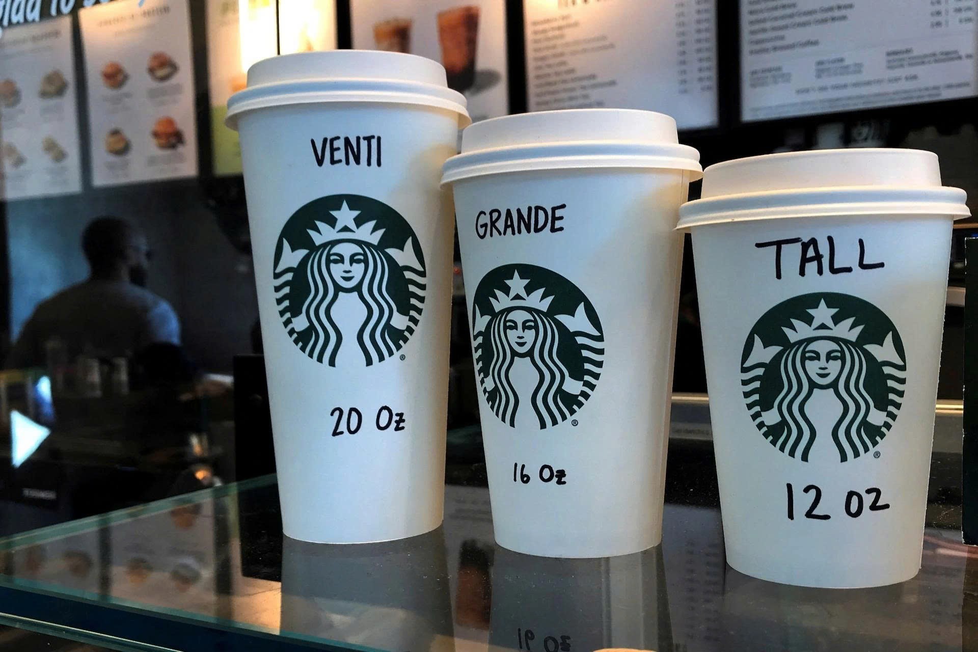 tctd-starbucks-tu-ong-lon-khuay-dao-den-cu-truot-dai-tren-ban-do-ca-phe1-1759306628.jpg
