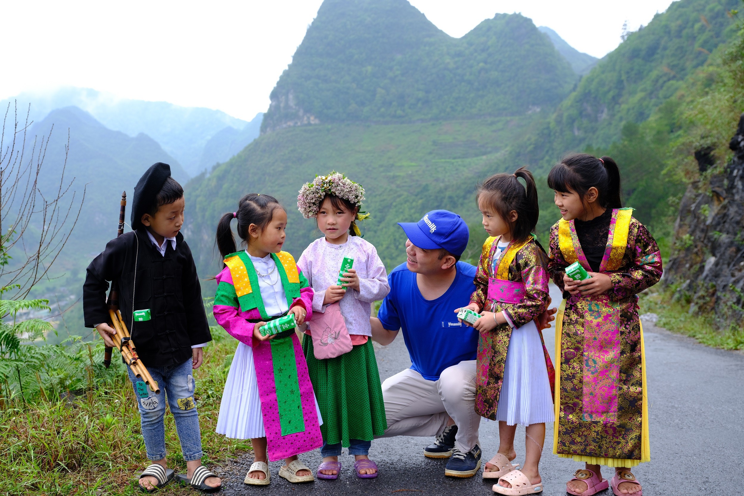 tctdvn-he-lo-top-10-thuong-hieu-gia-tri-nhat-viet-nam-vinamilk-giu-vung-vi-the-4-nam-lien-tiep-2-1783047018.JPG