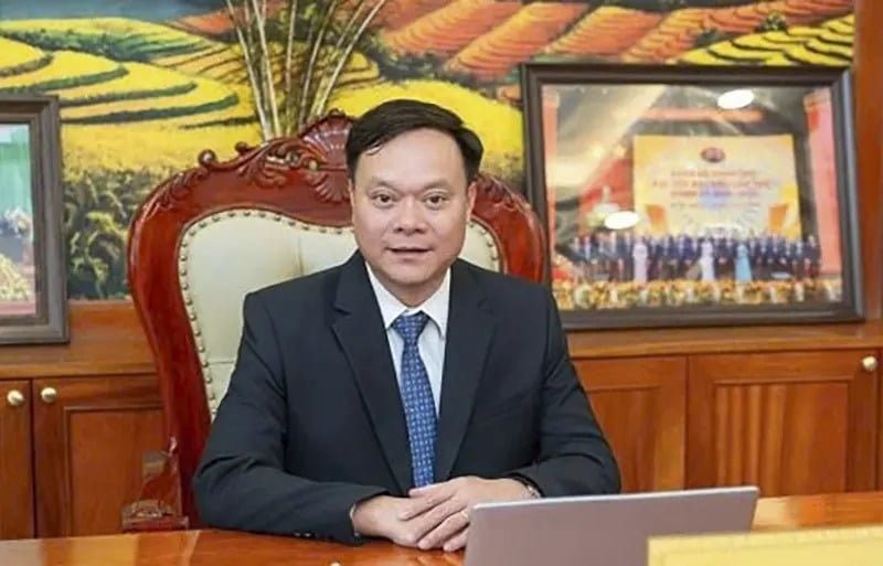 tctdvn-bien-dong-nhan-su-tai-vinachem-apatit-viet-nam-dam-ninh-binh-va-casumina-cung-thay-tong-giam-doc-chuyen-gi-dang-xay-ra11-1788422992.jpg