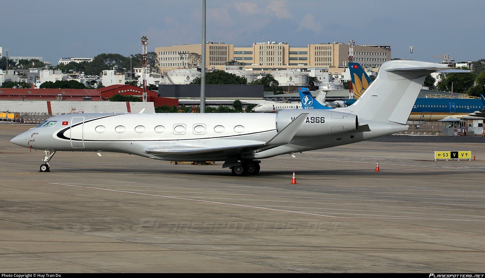 tctdvn-can-canh-sieu-phan-luc-hon-1600-ty-dong-duoc-planespotters-ghi-gan-voi-thaco-1788420951.jpg