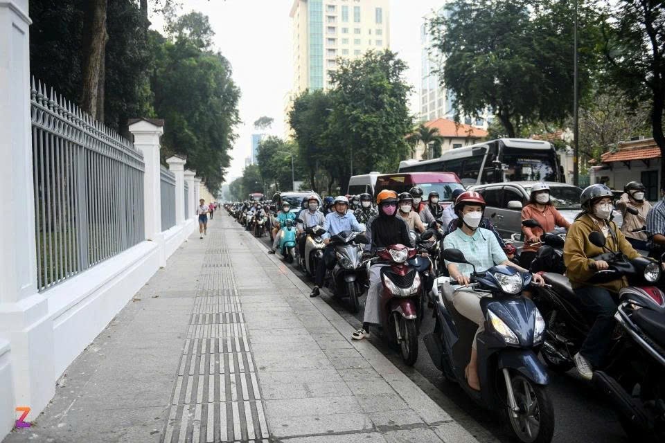 tctdvn-tphcm-len-lo-trinh-xanh-hoa-400000-xe-may-chuan-bi-cam-xe-xang-voi-tai-xe-cong-nghe-bat-dau-tu-2026-1752765462.jpg
