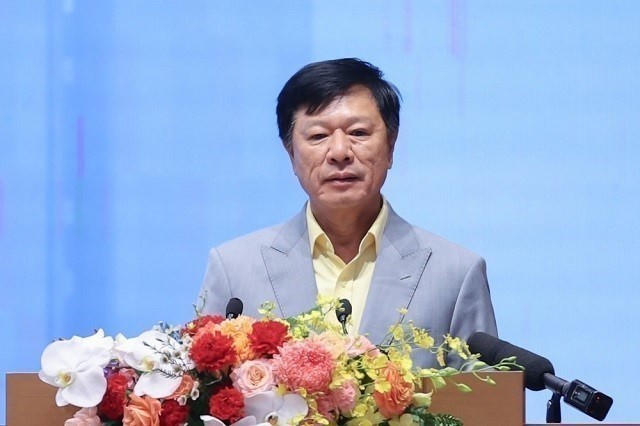 tctd-tu-ong-lon-noxh-den-thua-lo-va-ban-von-dia-oc-hoang-quan-dang-di-ve-dau-1758093980.jpg