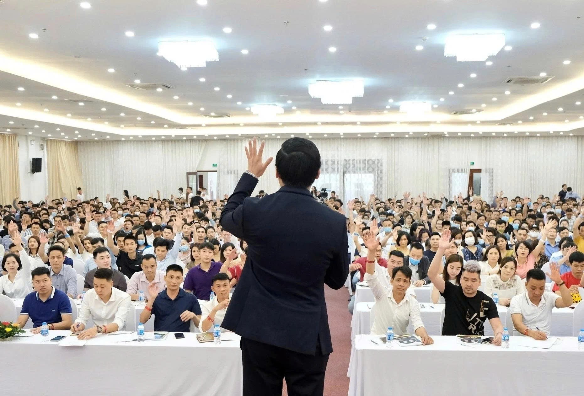 tctdvn-dung-ban-khoa-hoc-doanh-thu-cong-ty-day-lam-giau-giam-90-1789304152.jpg