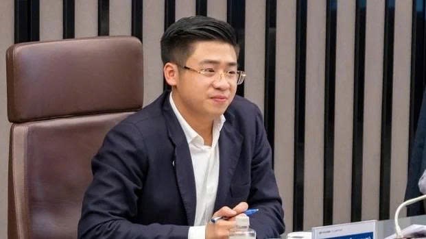 tctdvn-22-tuoi-lam-tro-ly-chua-day-24-tuoi-ngoi-ghe-tong-giam-doc-28-tuoi-trung-cu-dai-bieu-hdnd-tinh-ninh-binh-con-trai-chu-tich-tc-group-thang-tien-ra-sao-1789623027.jpg