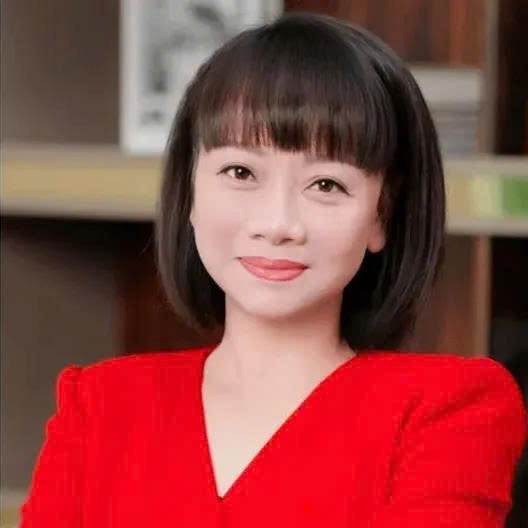 Em gái bà Phạm Thu Hương lọt Top 4 người giàu Việt Nam, sở hữu hơn 3 tỷ USD vượt ông Trần Đình Long và 2 Chủ tịch ngân hàng