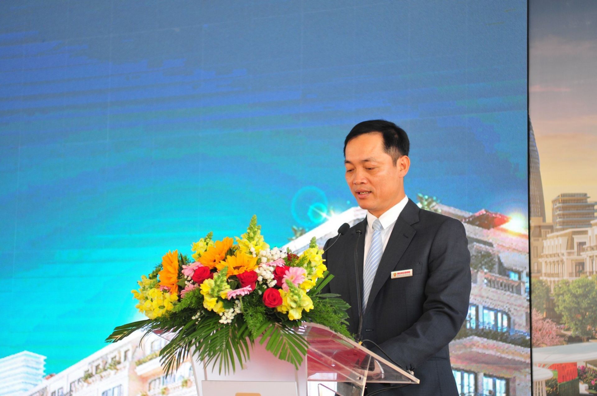tctdvn-von-dieu-le-4000-ty-hacom-holdings-cua-dai-gia-tran-phu-chien-co-gi-ma-khung-vay-1747148171.jpg
