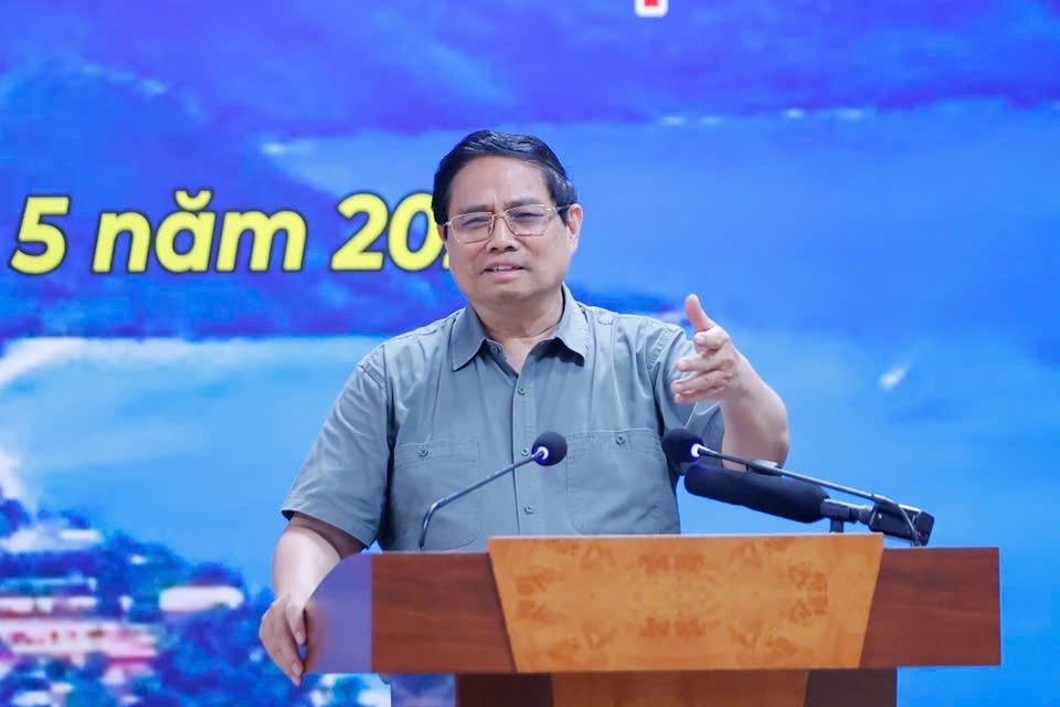 tctdvn-thu-tuong-chi-dao-khoi-cong-cao-toc-ho-tram-san-bay-long-thanh-dip-29-1746347703.jpg