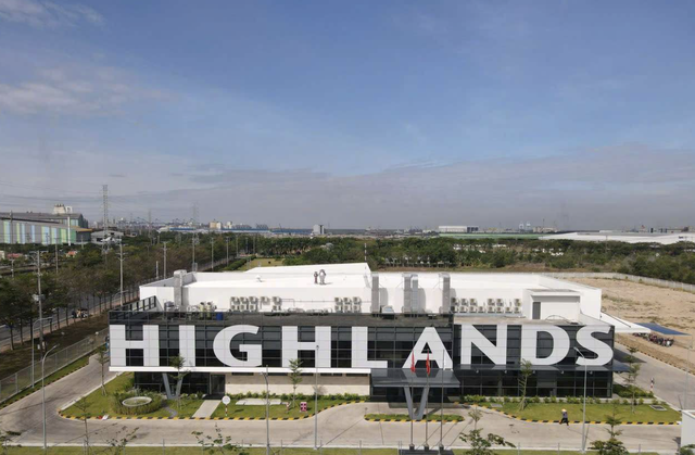 tctdvn-dai-chien-ca-phe-viet-nestle-trung-nguyen-highlands-do-tien-xay-nha-may-khung-1746169118.png
