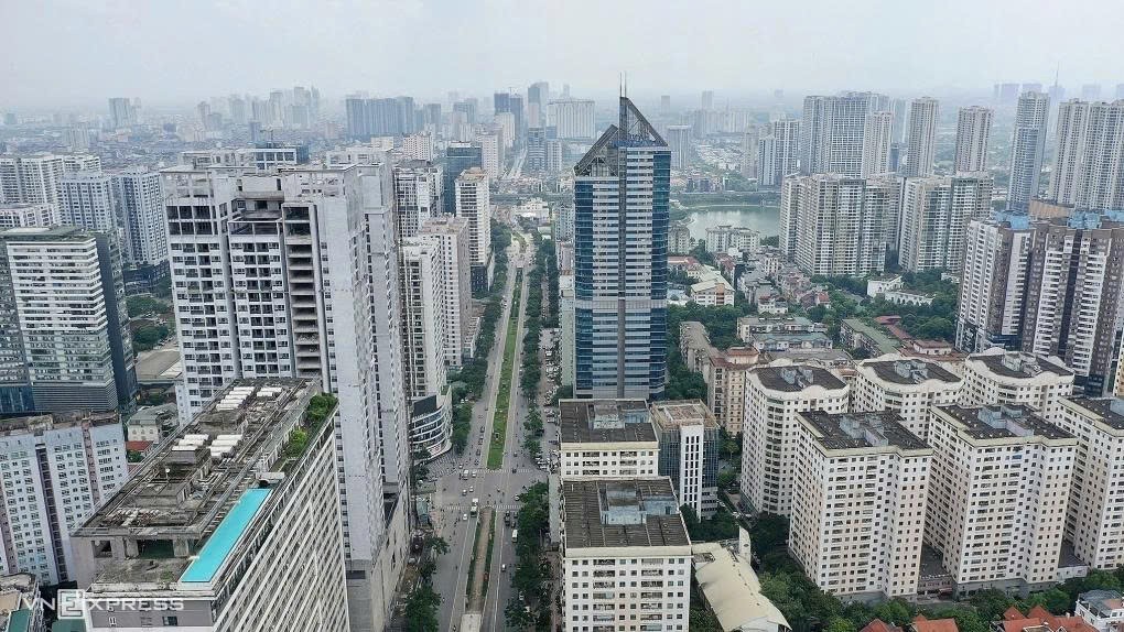 tctdvn-chung-cu-ha-noi-bat-ngo-phanh-gap-giao-dich-lao-doc-60-chi-sau-1-quy-1778123093.jpg
