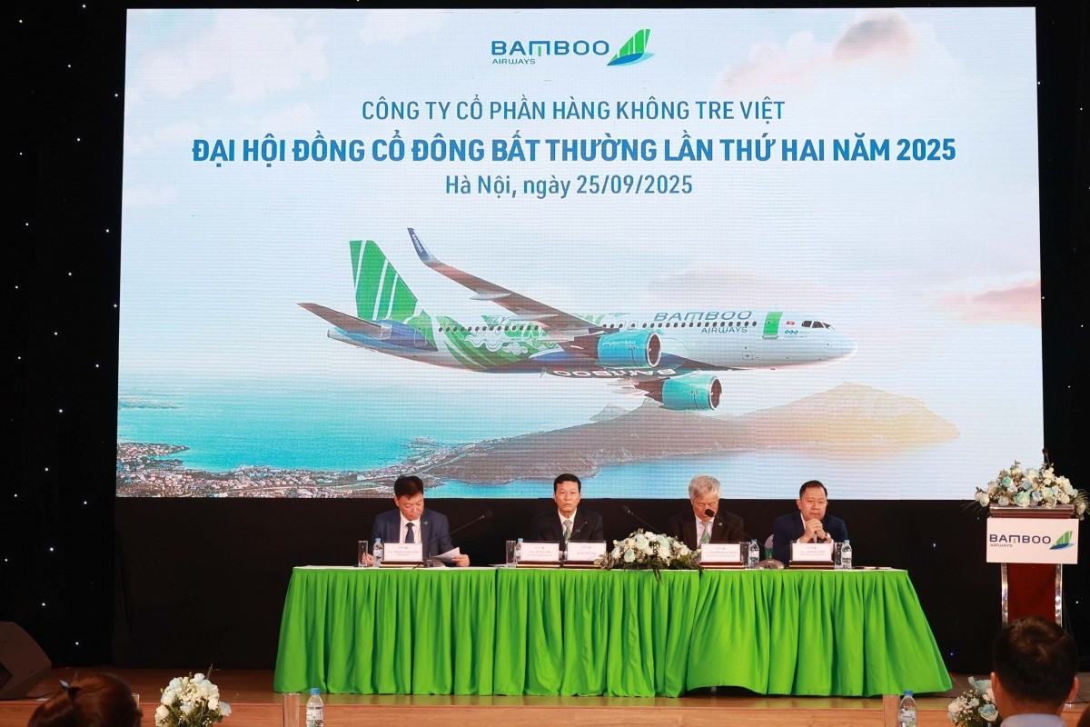 tctdvn-flc-tai-xuat-chinh-thuc-cam-lai-bamboo-airways-1758781519.jpg