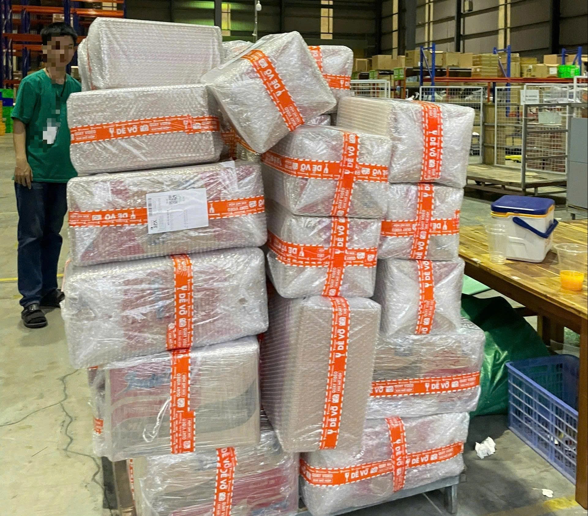 tctdvn-gia-shipper-cuom-hang-chieu-lua-moi-khien-nhieu-chu-shop-ta-hoa-1756263039.jpg