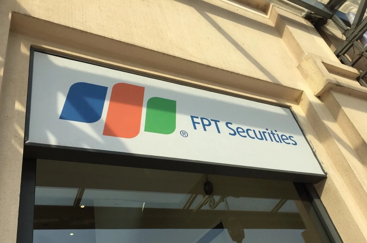 Vì sao FPTS bị cơ quan thuế xử phạt?