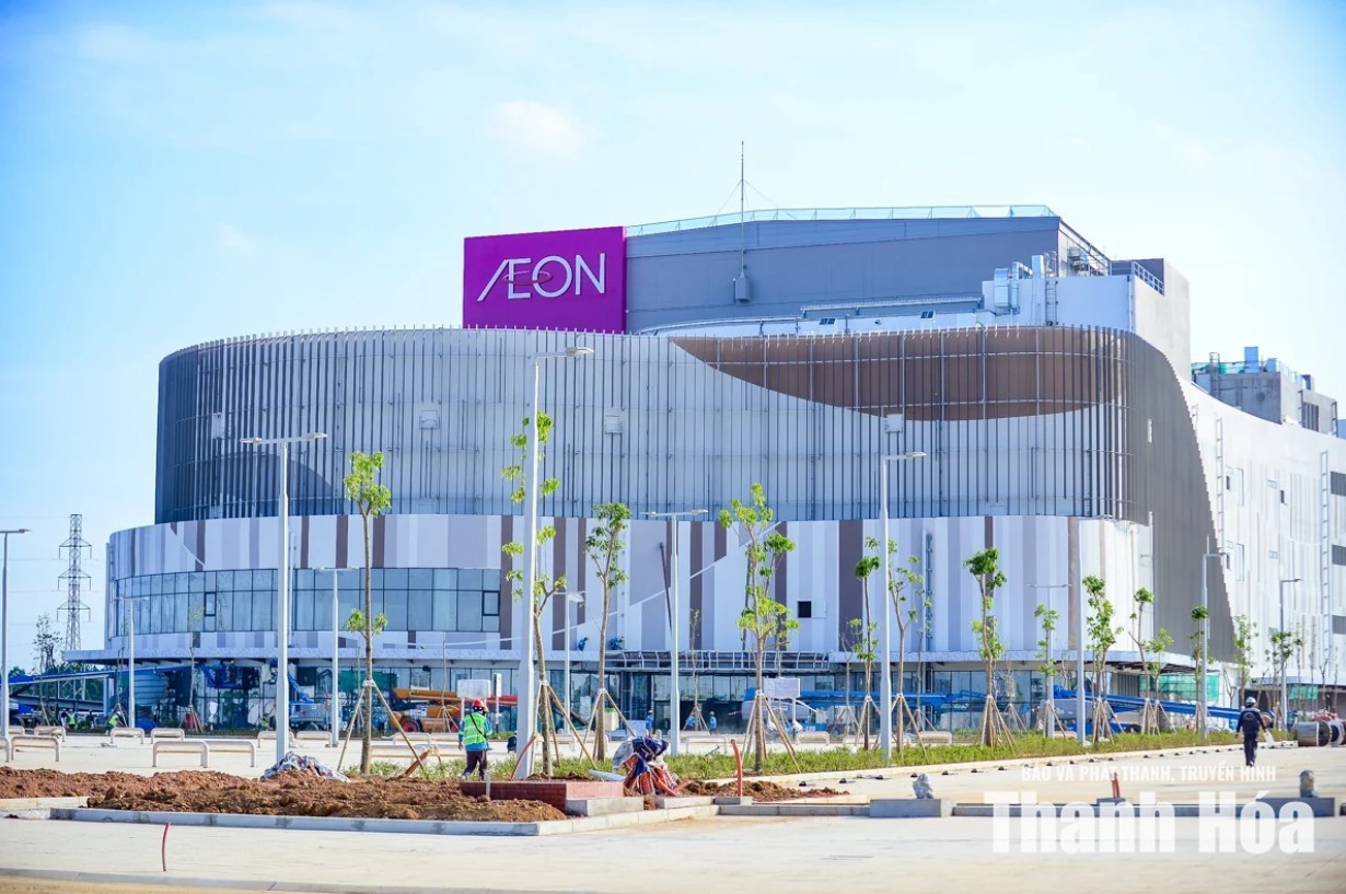 tctdvn-vua-khai-truong-aeon-mall-thanh-hoa-da-bat-tay-flc-sam-son-sun-world-cung-loat-doi-tac-lon-1793180485.jpg
