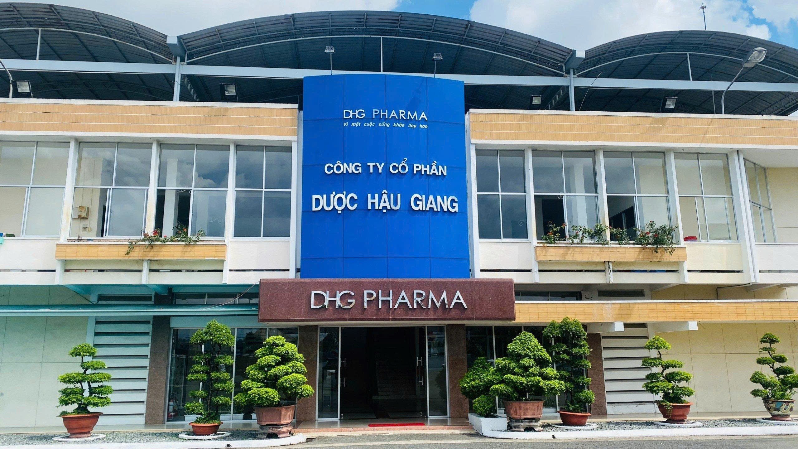 tctdvn-duoc-hau-giang-lai-quy-iii-giam-53-hang-ton-kho-tang-hon-337-ty-dong-1792725787.jpg