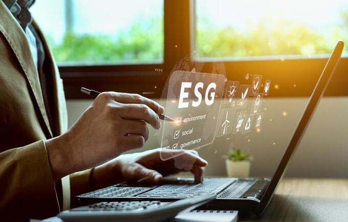 tctd-esg-thay-doi-cuoc-choi-trong-nganh-ngan-hang-1765871060.jpg