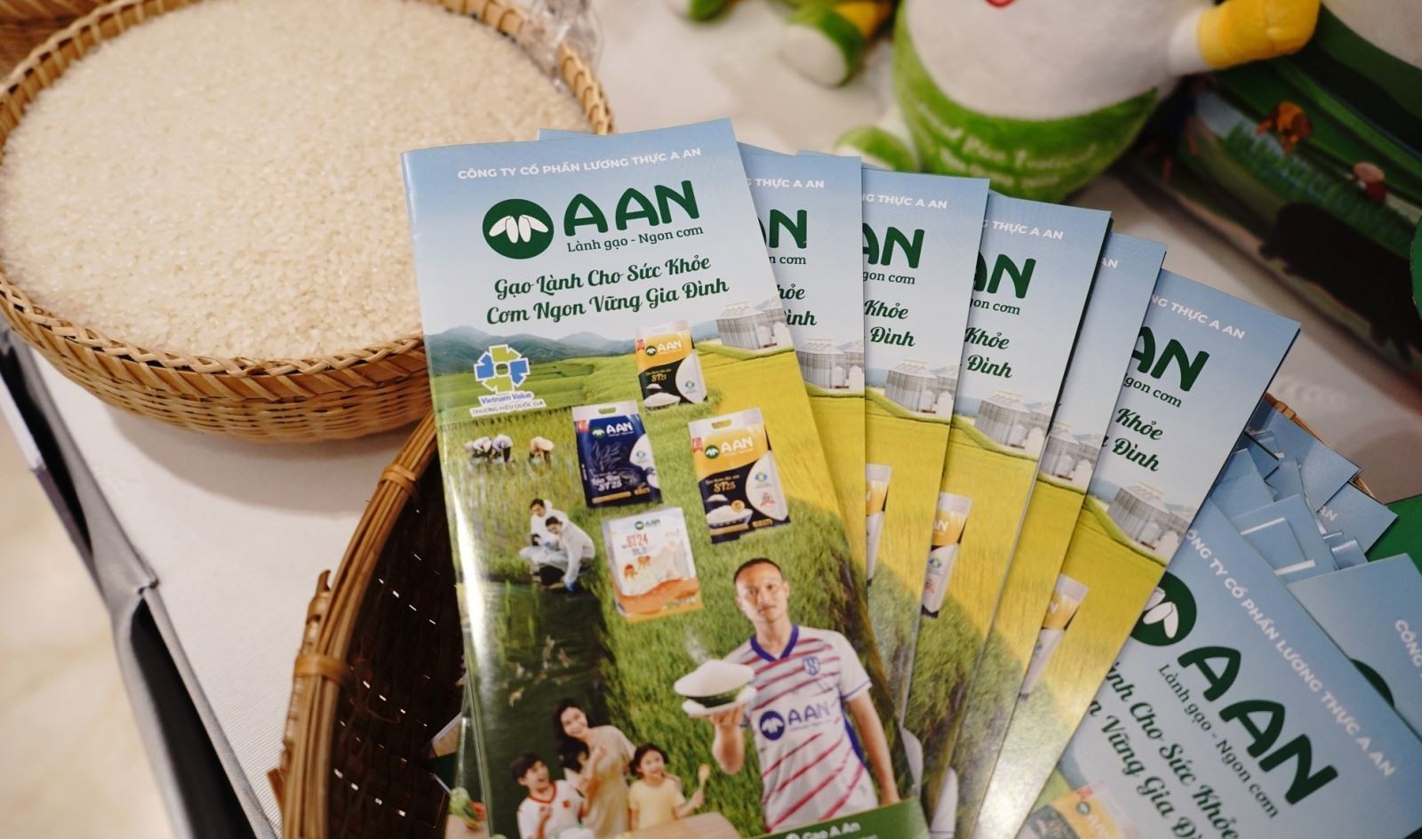 tctdvn-doanh-nghiep-luong-thuc-nghin-ty-do-dan-lanh-dao-9x-dieu-hanh-chuan-bi-len-hose-1778463956.jpg