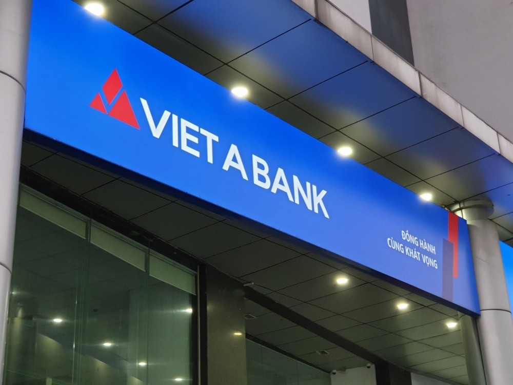 tctd-ngan-hang-vietabank-vab-vua-len-san-hose-gia-chua-len-dinh-da-bi-co-dong-lon-doi-gao-nuoc-lanh-1753945864.jpg