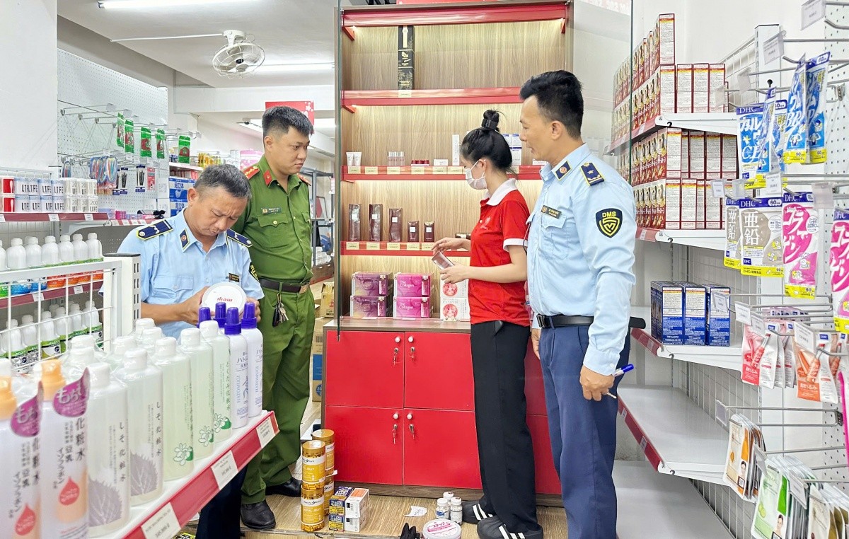 tctdvn-hang-gia-hang-nhai-van-hoanh-hanh-da-nang-xu-ly-gan-300-vu-sau-7-thang-1785812174.jpg