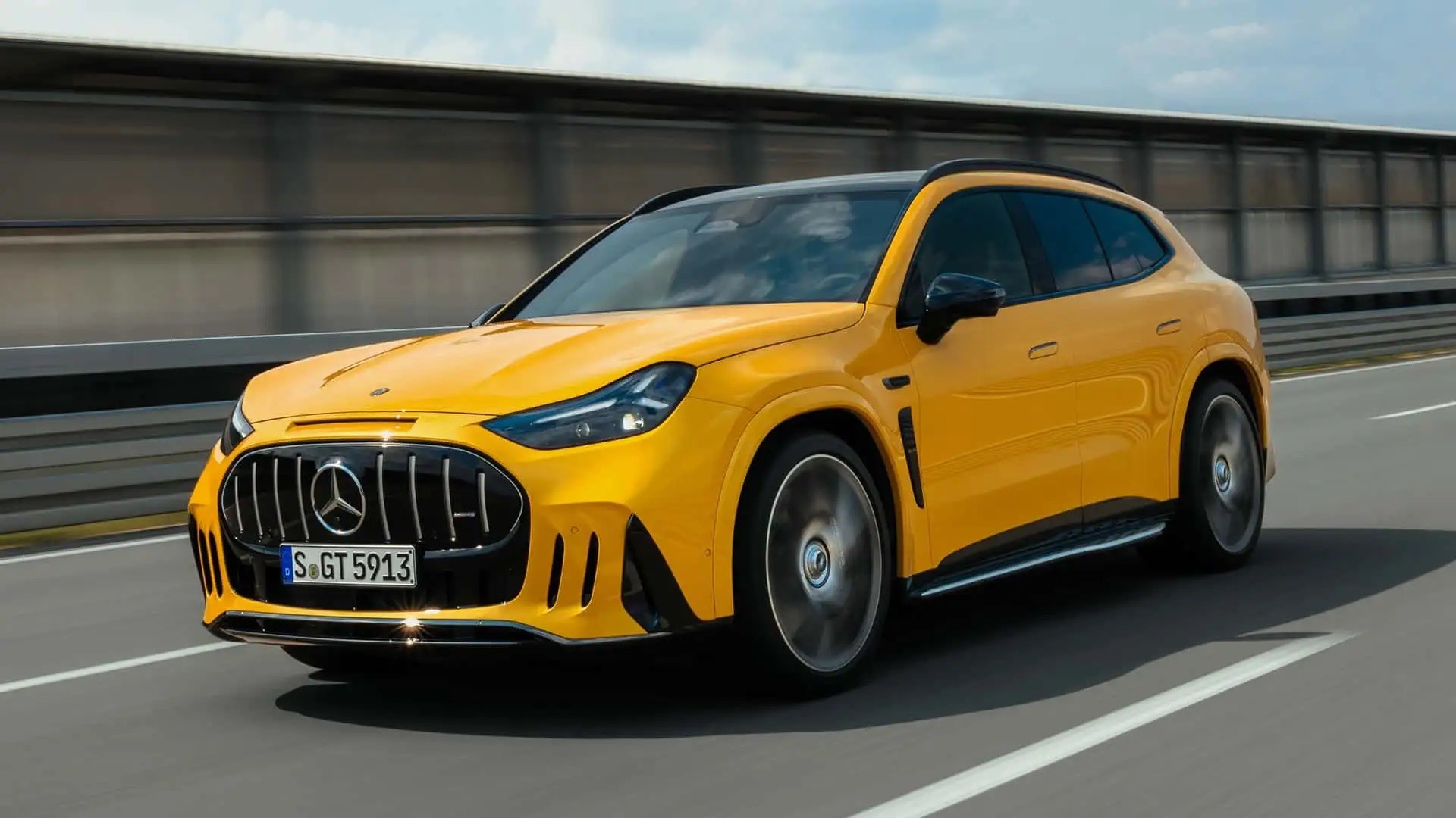 Mercedes-AMG GT SUV 2028 ra mắt, sạc 10 phút đi thêm 454 km