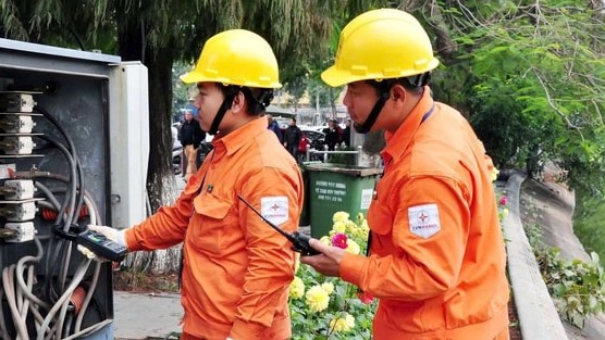 tctdvn-evn-ha-noi-and-tphcm-lo-gan-700-ty-chi-sau-nua-nam-hoat-dong-1753619425.jpg