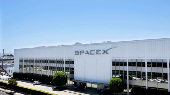 tctdvn-spacex-bat-tay-chinh-phu-viet-nam-cam-ket-dau-tu-15-ty-usd-1747810967.jpg