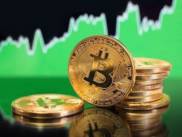 tctdvn-bitcoin-vuot-mat-amazon-va-google-von-hoa-vot-len-top-5-tai-san-lon-nhat-hanh-tinh-1747022184.jpg