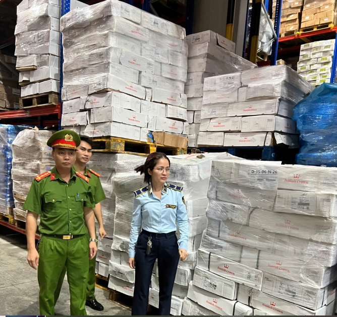 tctd-trung-thu-dang-toi-gan-nhung-con-bao-hang-gia-hang-kem-chat-luong-cung-rinh-rap-khap-noi-1757579357.png
