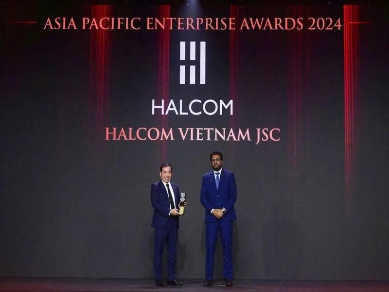 tctd-tung-duoc-vinh-danh-doanh-nghiep-xuat-sac-chau-a-halcom-viet-nam-gio-lai-no-bao-hiem-hon-360-trieu-dong-1749809093.jpg