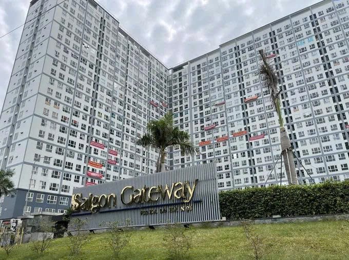 tctdvn-chu-tich-tphcm-yeu-cau-lam-ro-loat-phan-anh-cua-cu-dan-o-chung-cu-saigon-gateway-trong-thang-6-1748878020.jpg