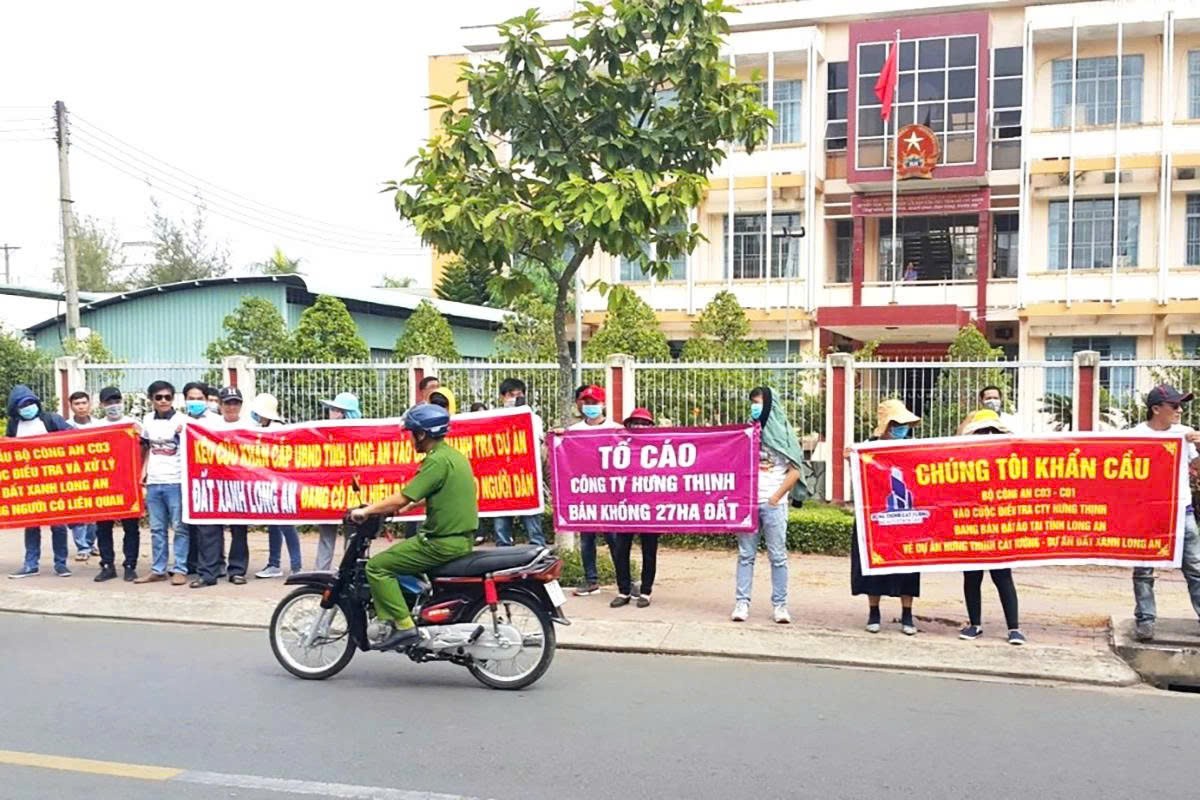 Lừa 1.000 người mua dự án ma, vợ chồng “trùm đất nền” bị sa lưới sau 2 năm trốn chạy