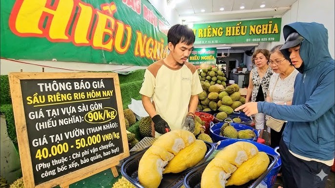 tctdvn-trai-cay-rot-gia-manh-sau-rieng-xoai-thanh-long-gio-re-nhu-rau-1780126018.jpg