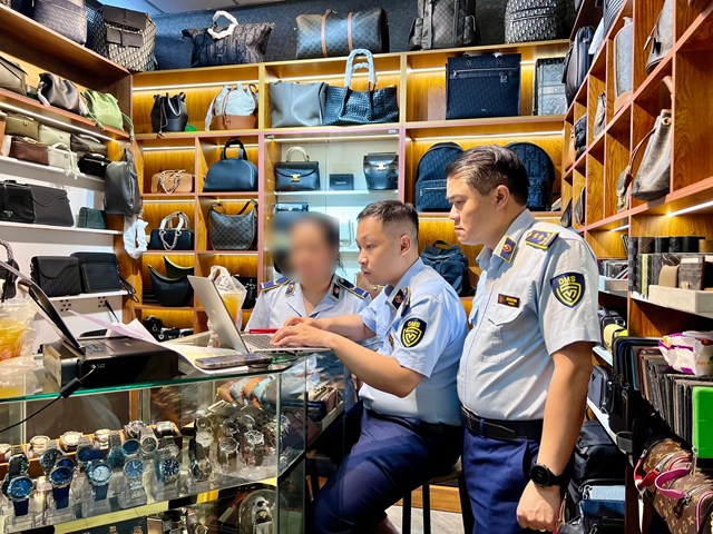 tctdvn-saigon-square-bi-phan-anh-bat-loa-bao-dong-de-ne-doan-kiem-tra-hang-gia-1779525400.png