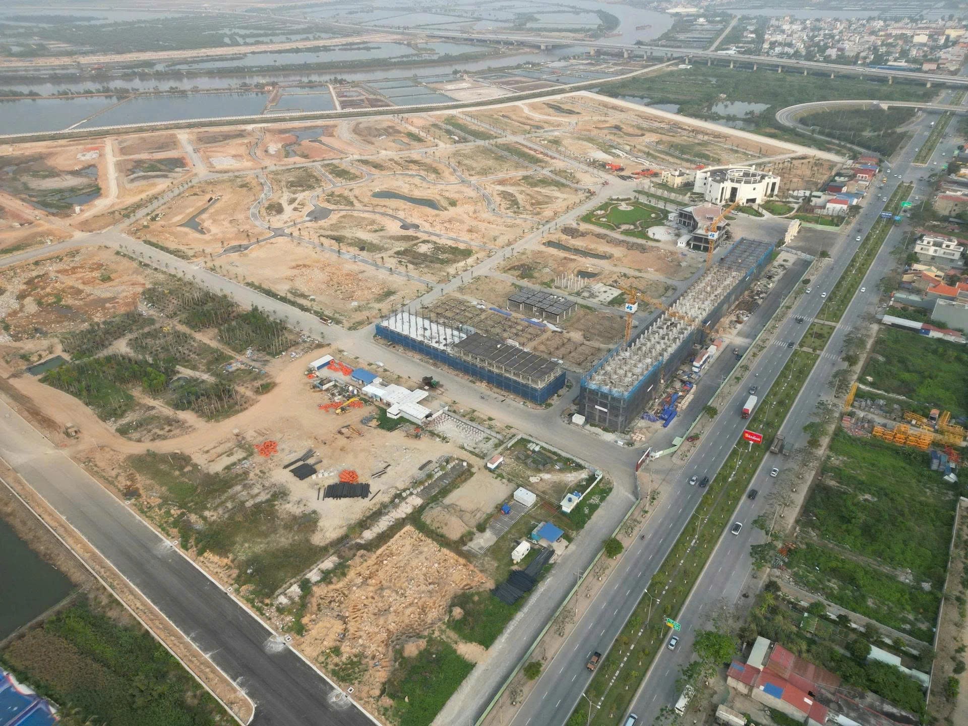 tctdvn-chu-dau-tu-hung-ngan-riverside-cham-tra-lai-lo-trai-phieu-4000-ty-ap-luc-no-lon-co-nao-1779604304.jpg
