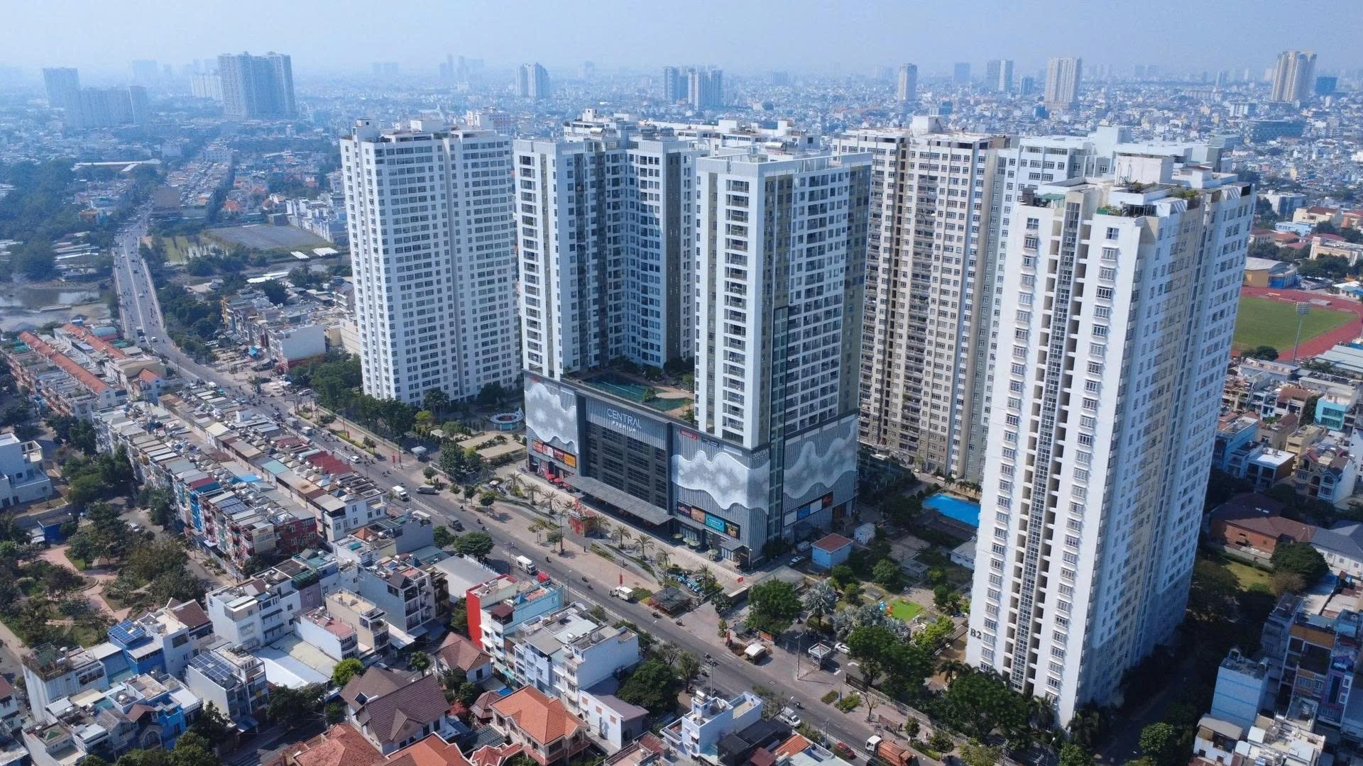 tctdvn-vua-len-upcom-hon-1-thang-sacomland-tien-toi-huy-tu-cach-cong-ty-dai-chung-1790232760.jpg