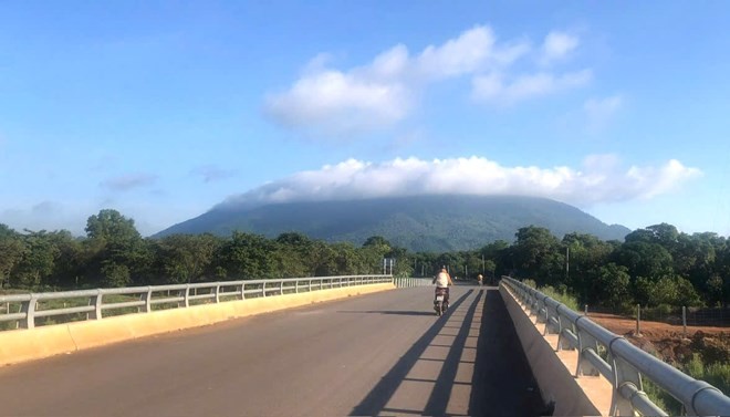 tctdvn-dong-nai-phe-duyet-sieu-du-an-nghi-duong-18000-ty-tren-nui-chua-chan-voi-loat-tien-ich-dinh-cao-lieu-co-thanh-ba-na-hills-thu-2-1741227193.jpg