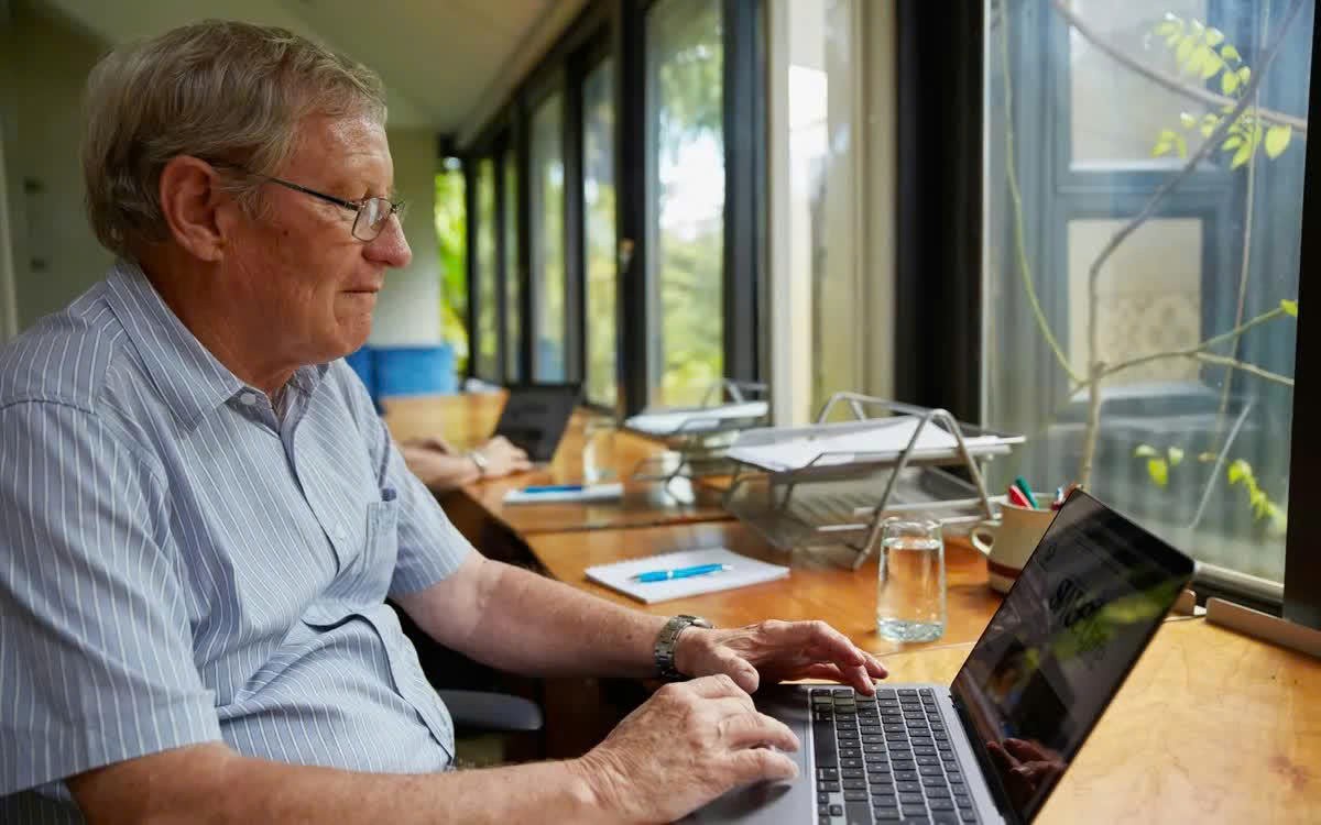 “Người già không chỉ để chăm sóc” – câu chuyện từ Hermitage đến TP.HCM