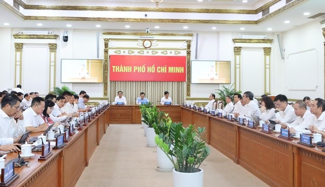 tctdvn-tphcm-tang-truong-cao-nhat-trong-10-nam-quyet-tam-but-toc-len-hai-con-so-1783317014.jpg