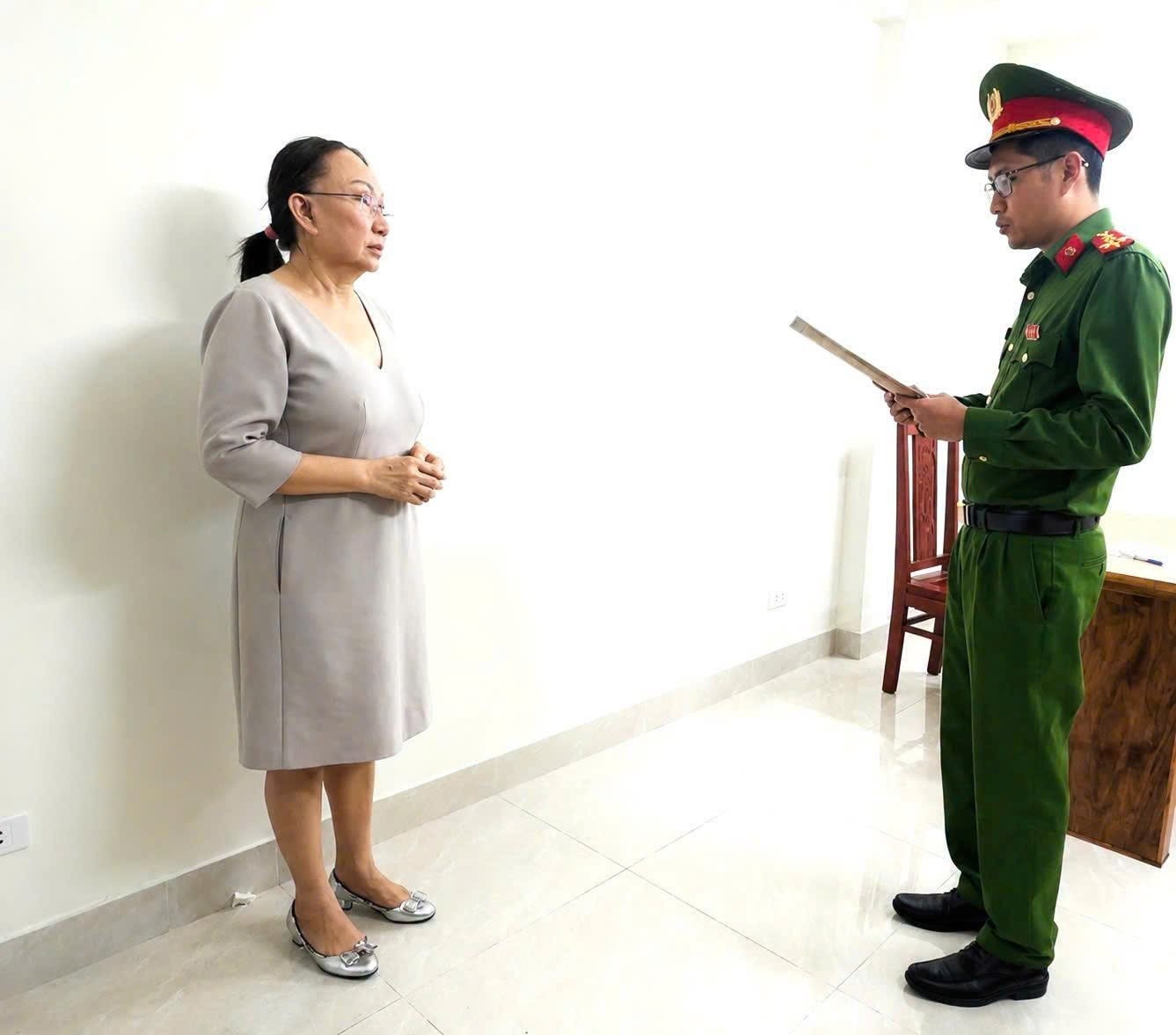 tctdvn-chu-tiem-vang-kim-ly-ngoc-chau-au-ngoc-tam-bi-bat-vi-lien-quan-duong-day-buon-lau-kim-cuong-2-1784015806.jpg