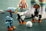 CEO Nvidia Jensen Huang vừa chơi đùa vài phút, chú vịt robot giá 399 USD đã nhận hơn 20.000 đơn đặt trước