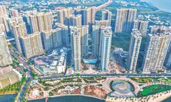 Thanh khoản còn yếu, vì sao doanh nghiệp địa ốc vẫn ồ ạt bung hàng?