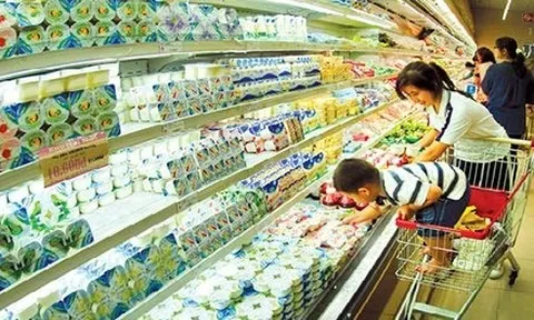 Ngành sữa 2025: Lợi nhuận dồn về một “ông lớn”, phần còn lại hụt hơi