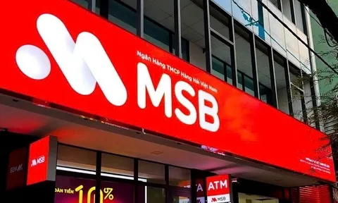 Ngân hàng ồ ạt “lấn sân” kinh doanh chứng khoán trong năm 2025