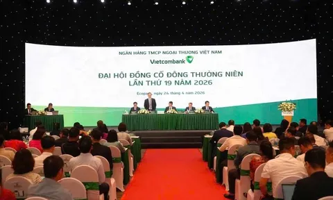 Hé lộ tham vọng của các ông chủ ngân hàng: Người “đạp ga”, kẻ giữ nhịp