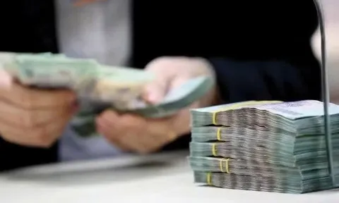 Sếp ngân hàng cảnh báo: 'Nếu tăng lãi suất quá nhanh, nợ xấu sẽ bùng phát'