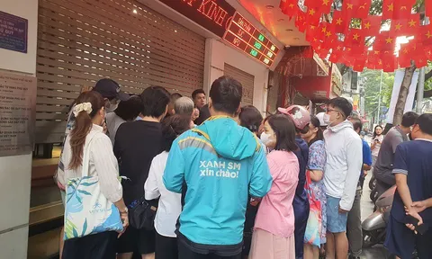 Giá vàng “chợ đen” chạm 170 triệu/lượng – có tiền chưa chắc mua được vàng