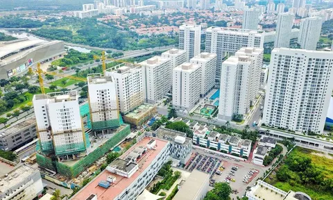 Căn hộ giảm thanh khoản, giá bán vẫn neo cao: Ai đang giữ thế khó?