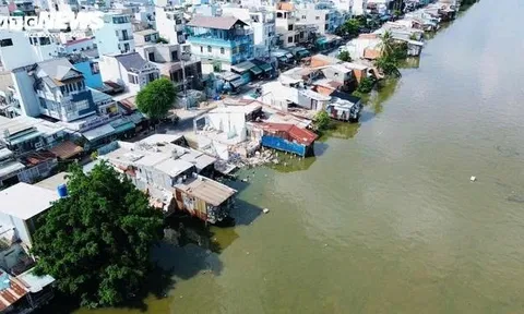 TP.HCM chuẩn bị “đại di dời” 40.000 căn nhà ven kênh: Chi hơn 166.000 tỷ, tăng tốc xây loạt nhà xã hội, khu tái định cư